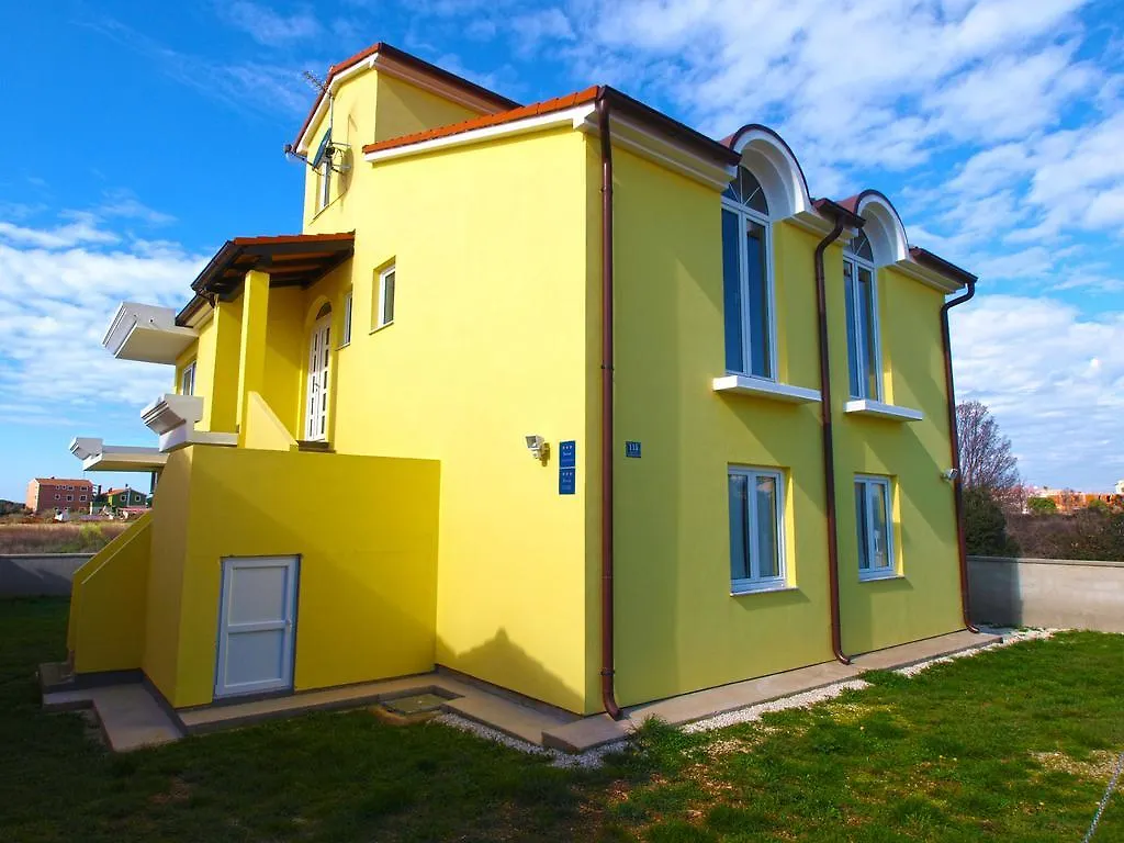 Apartments Vesna 1000 Pula